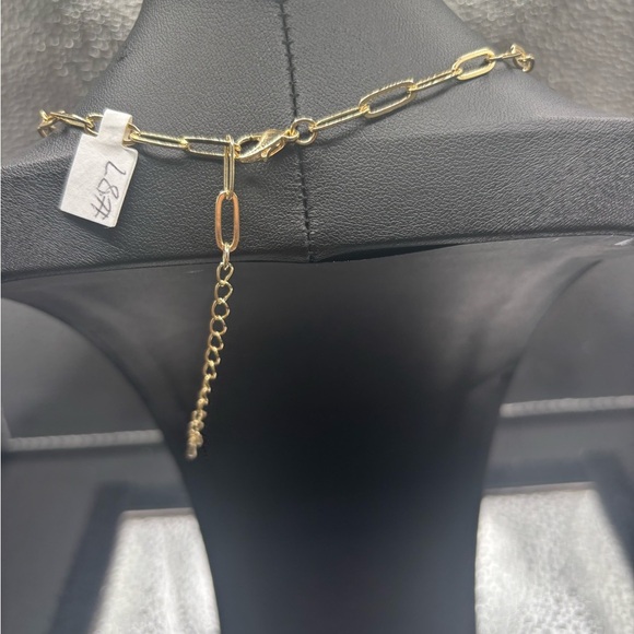 Gold Butterfly Pendant Necklace . - Picture 3 of 4